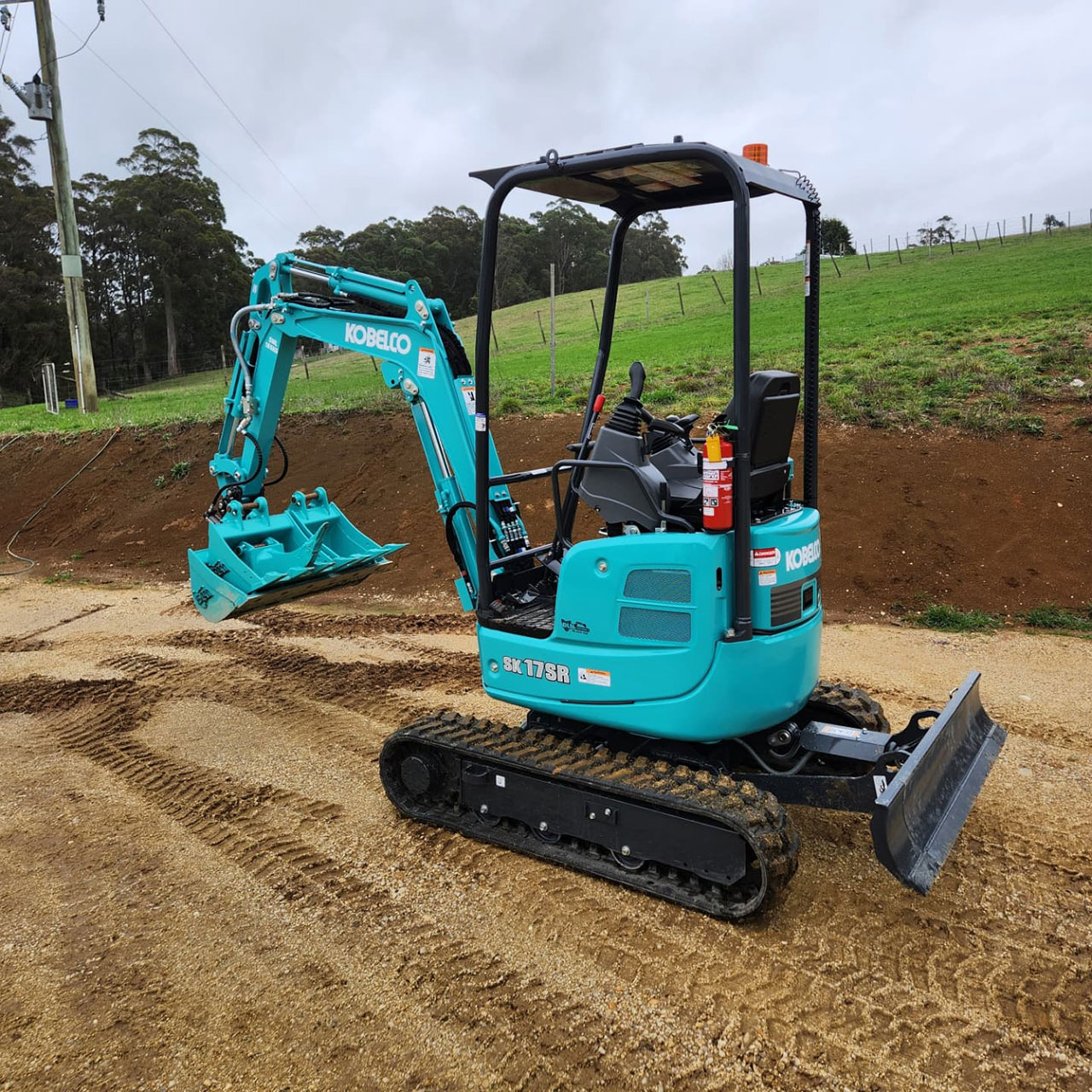 Kobelco excavator equipment hire in wynyard